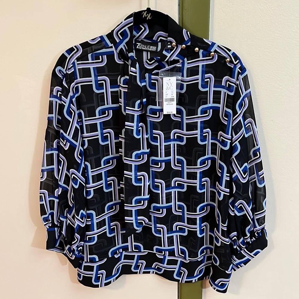 Women’s Blouse